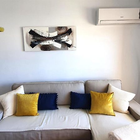 Beachfront Studio Apartment Marbella Exteriör bild